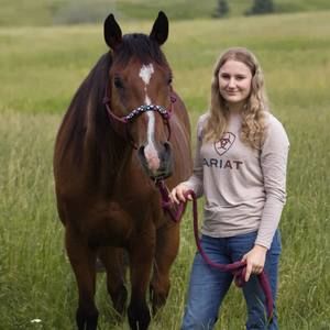 Meet your Posher, Danika